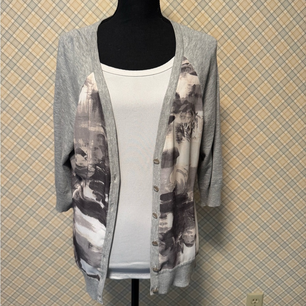 Studio Y Gray and White Cardigan Sweater with Artistic Design